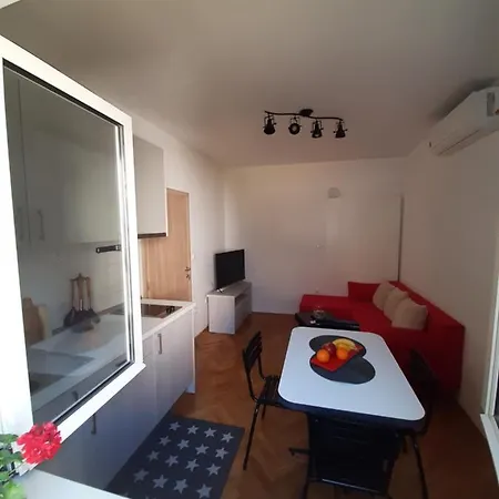 Luce Apartment Makarska