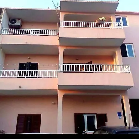 Luce * Makarska